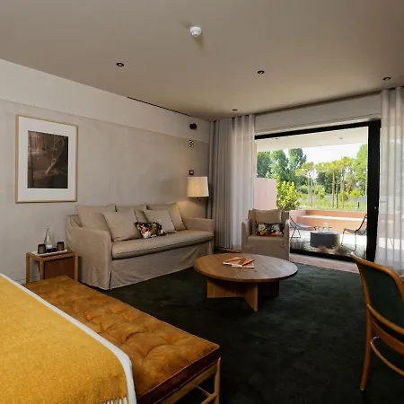 Отель Montebelo Vista Alegre 5*